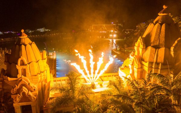 Siam Park by Night – Bild 3