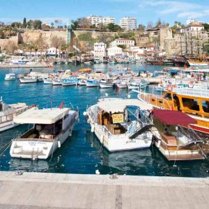Antalya by night & Boot